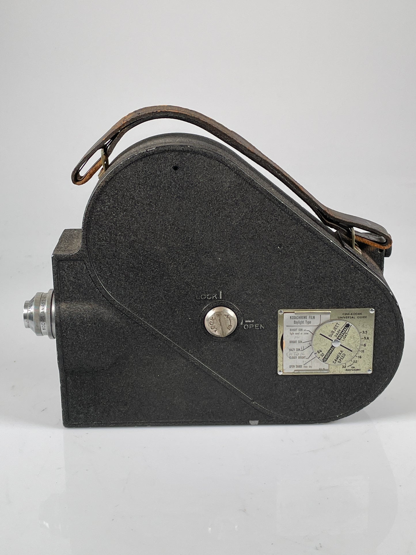 Vintage Kodak cine kodak model E 16mm Movie Camera 20mm f3.5