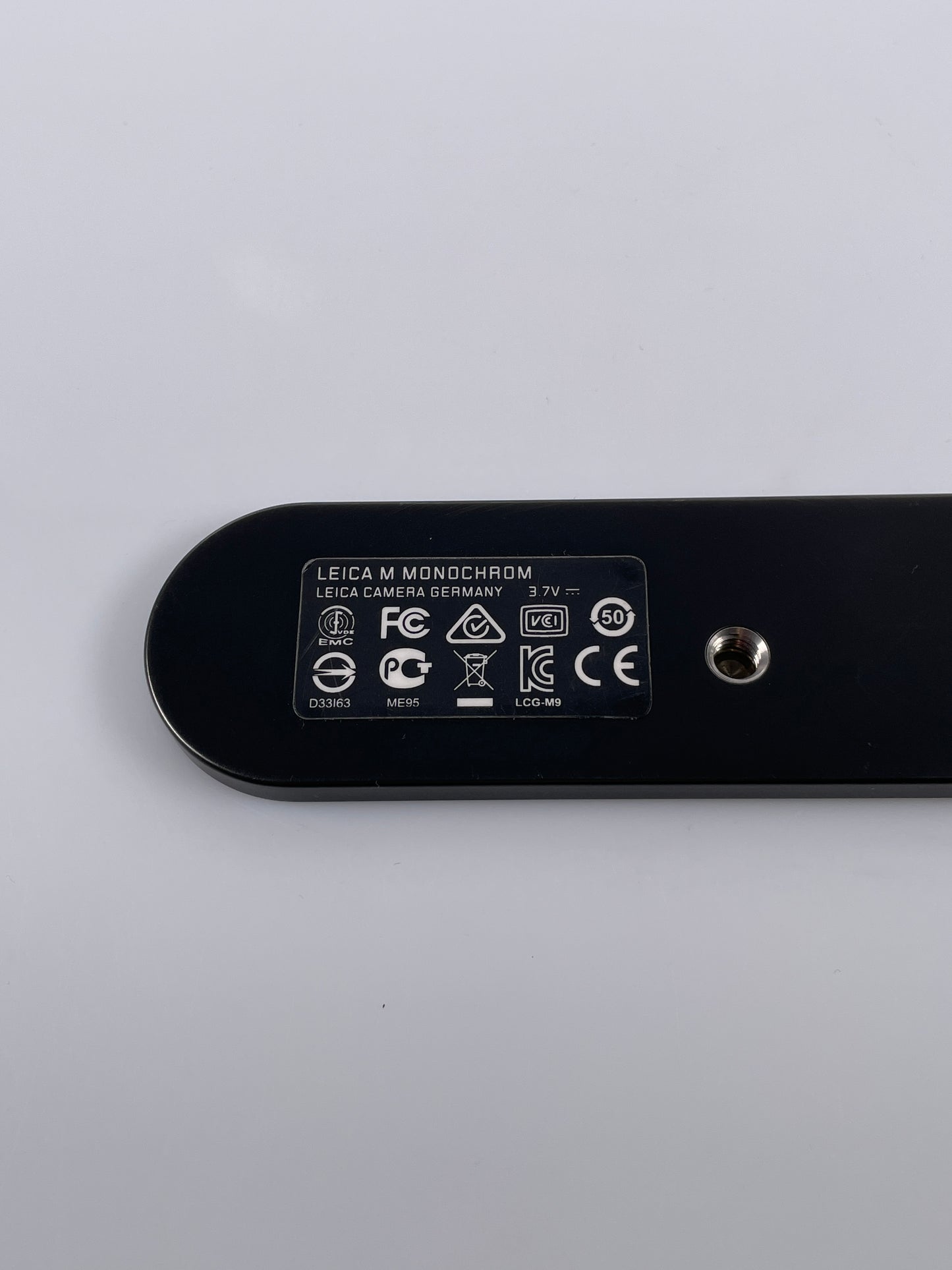 Leica Genuine M Monochrom Base Plate, Black