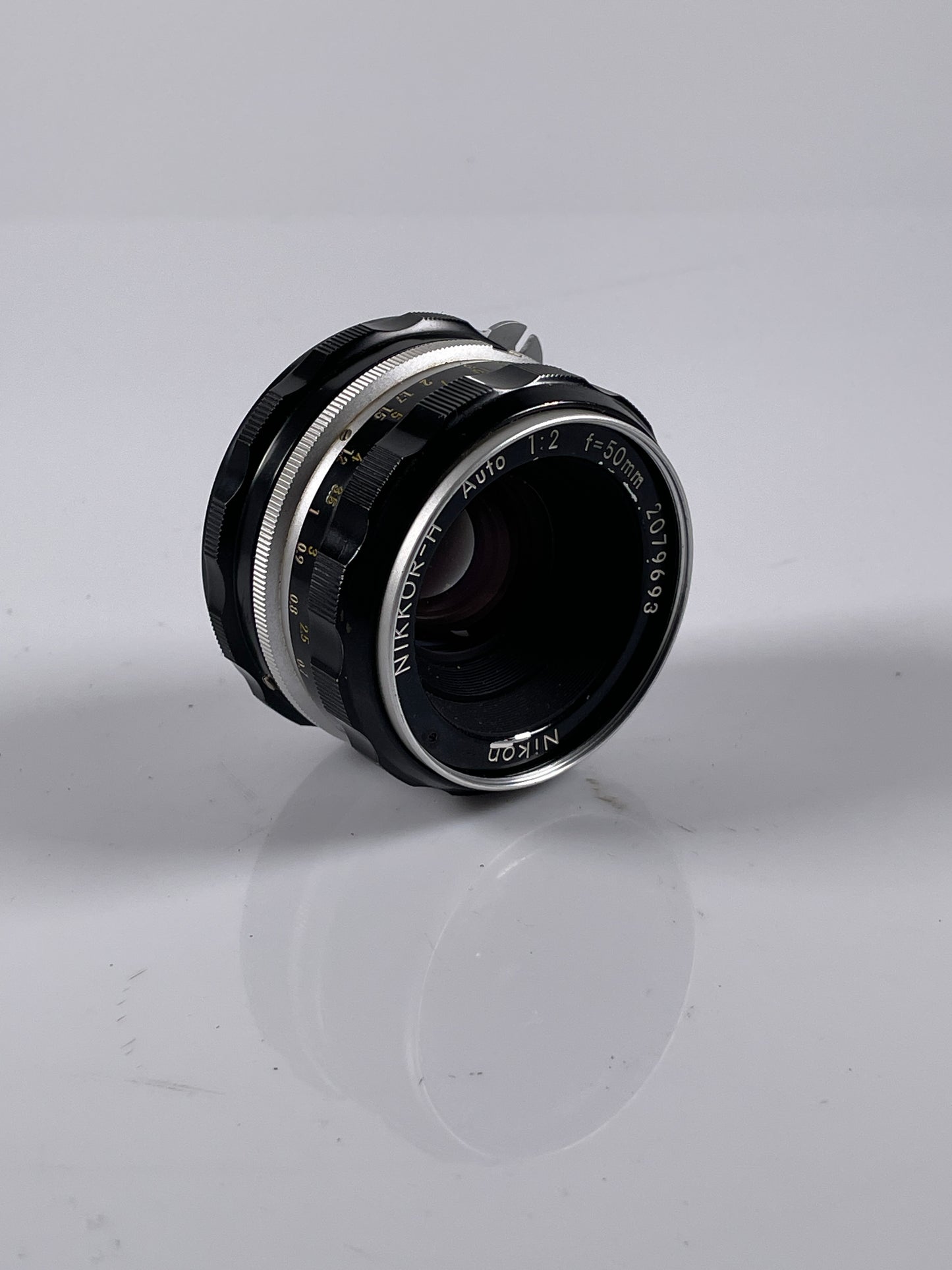 Nikon Nikkor-H C Non AI 50mm f2 Lens