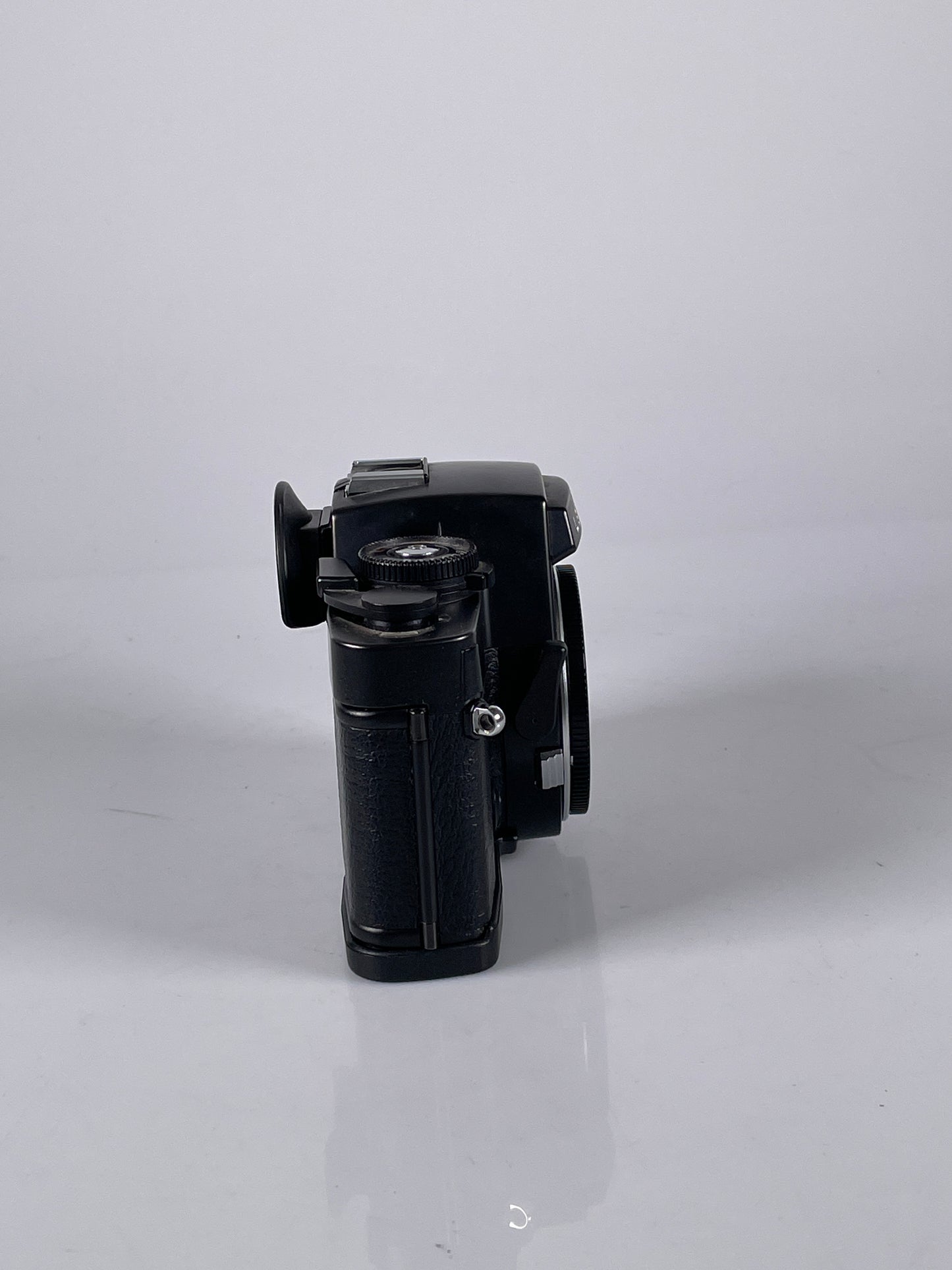 Leica R4 SLR Film Camera Body Black