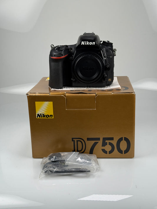 Nikon D750 24.3MP Digital SLR Camera Body