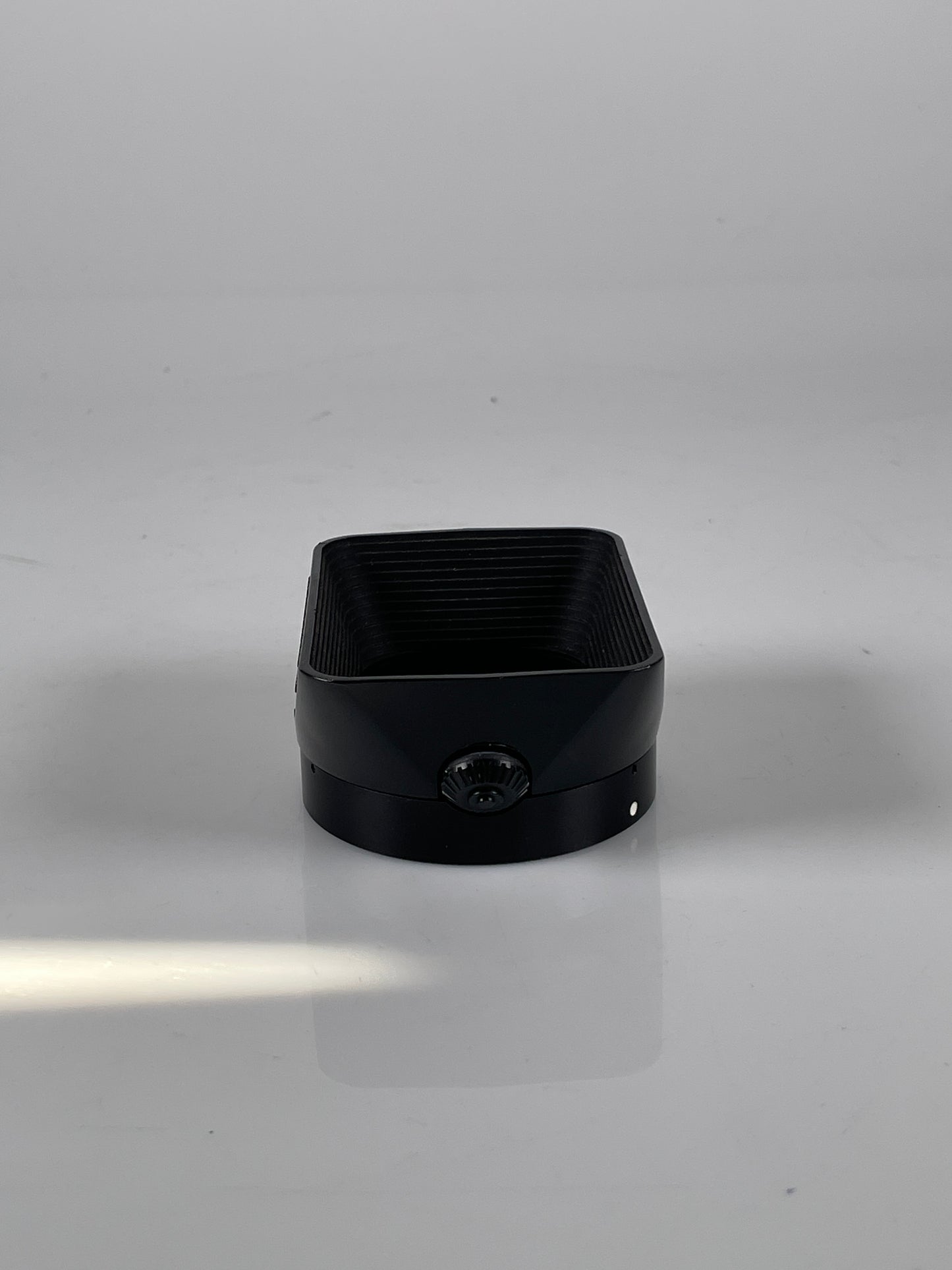 Leica 12509 VII Lens Hood for 35mm F2 and 35mm 2.8 R Lenses