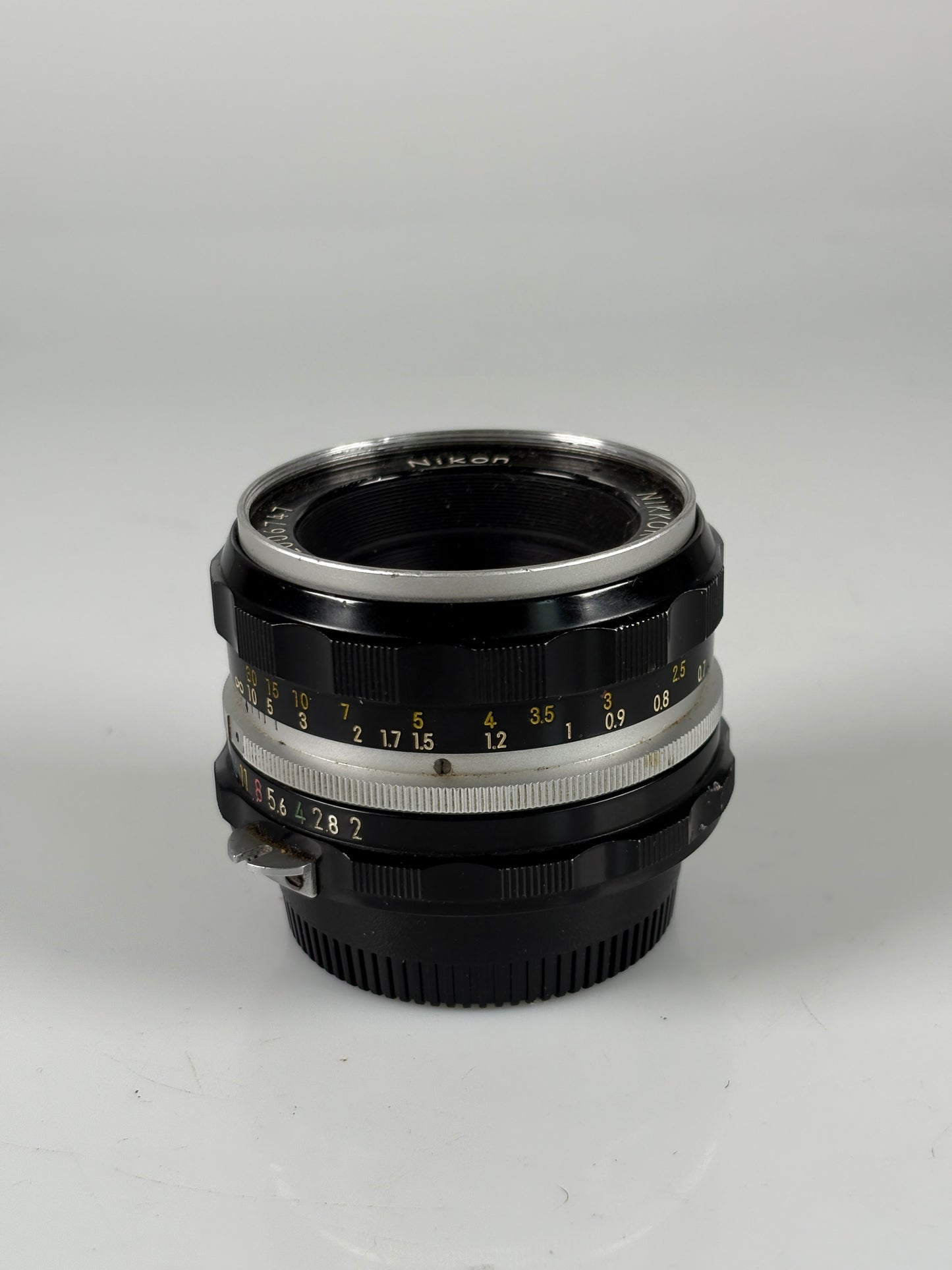 Nikon Nikkor-H Non AI 50mm f2 H Lens with hood