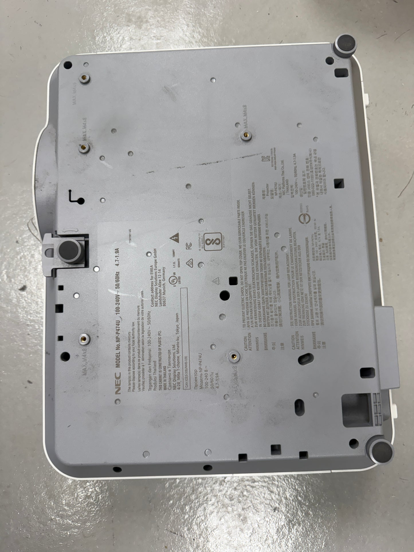 NEC Model: NP-P474U Projector