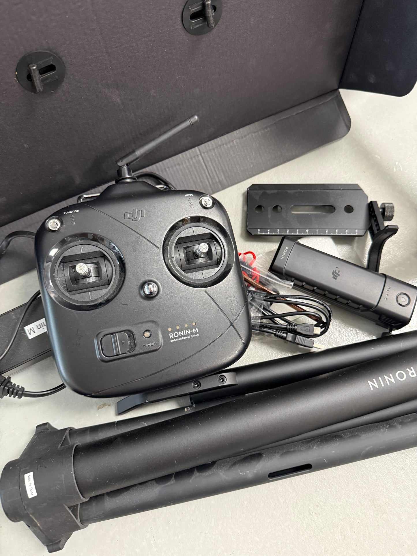 DJI RONIN M R-6 handheld 3-Axis Gimbal Stabilizer with 2 batteries