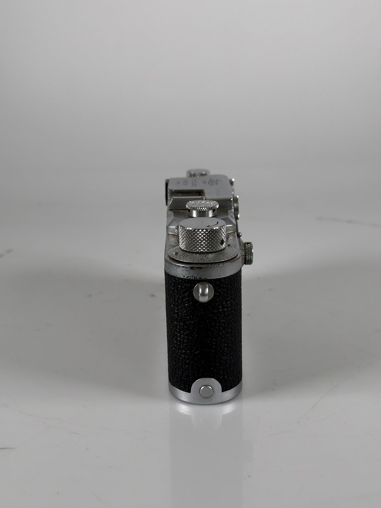 Leica IIIc rangefinder 35mm camera body chrome