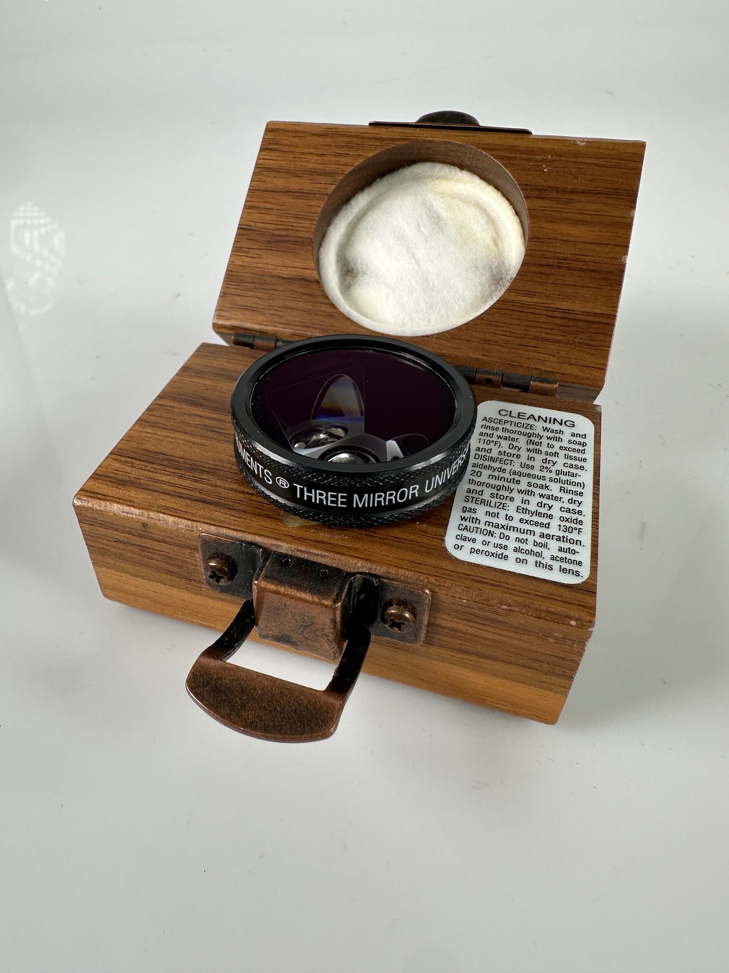 OCULAR INSTRUMENTS Three Mirror Universal Laser 18mm OD Lens with case