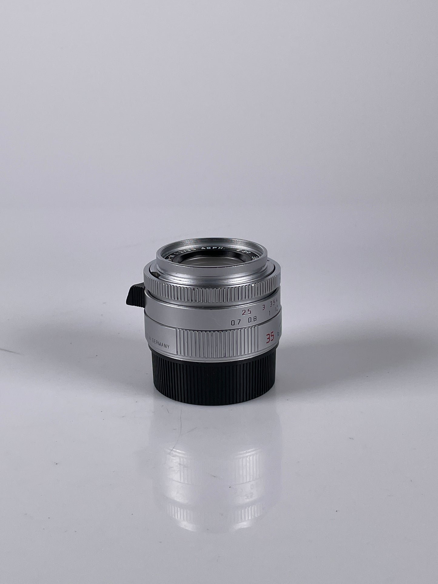 Leica Summicron-M 35mm f2 ASPH Chrome Silver M mount lens