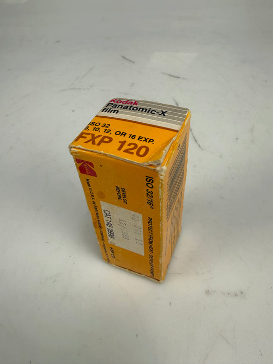 Kodak Panatomic-X ASA 32, 120, FXP120, B&W film