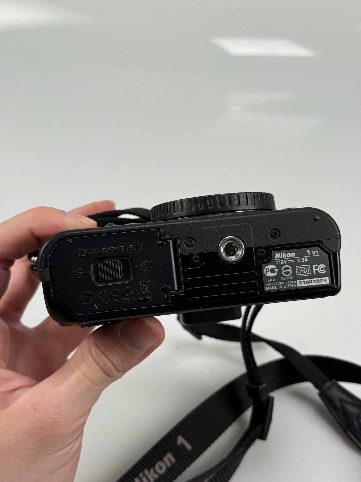Nikon 1 V1 10.1MP Digital Camera - Black Body