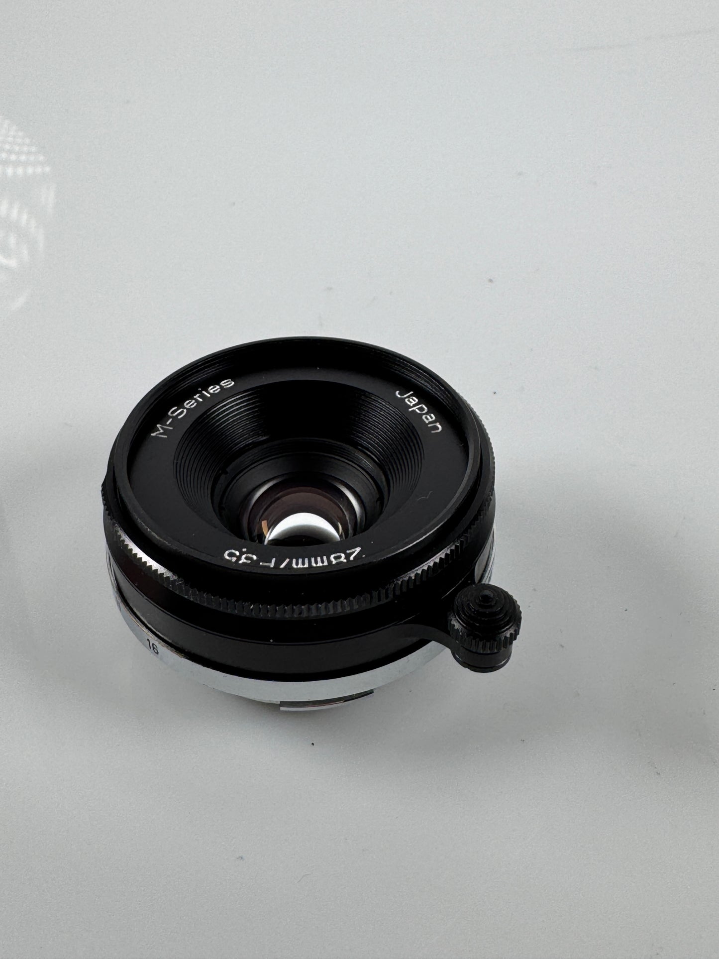 Bower 28mm f2.8 Super Wide Angle Lens for Leica M Series Mount