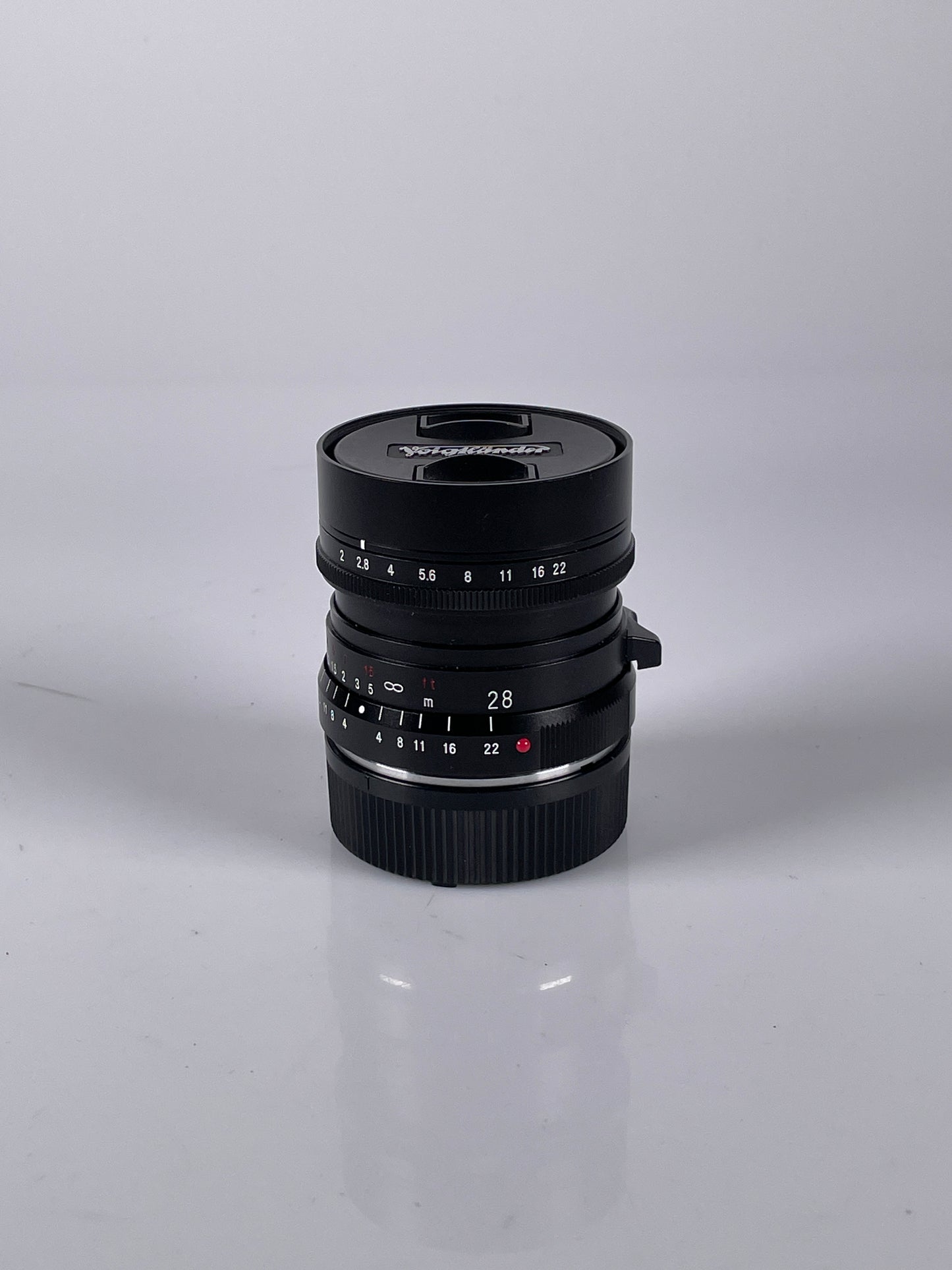 Voigtlander 28mm f2 ultron VM Lens Leica M mount