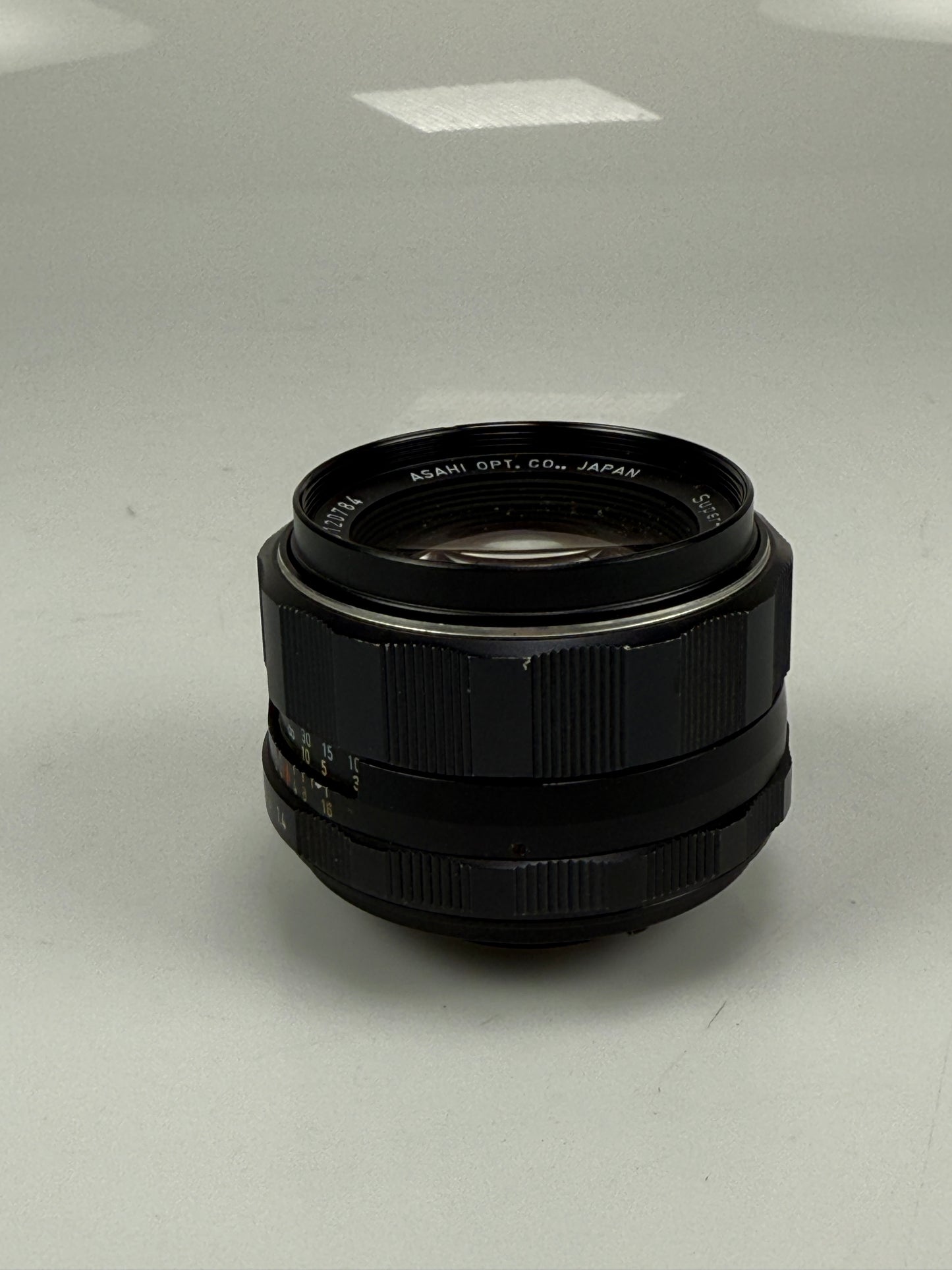 Asahi Pentax Super Multi Coated Takumar SMC 50mm f1.4 lens M42