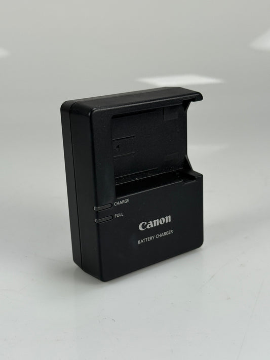 Canon LC-E8E Battery Charger for LP-E8 EOS Rebel T2i, T3i, T4i, T5i, EOS 550D