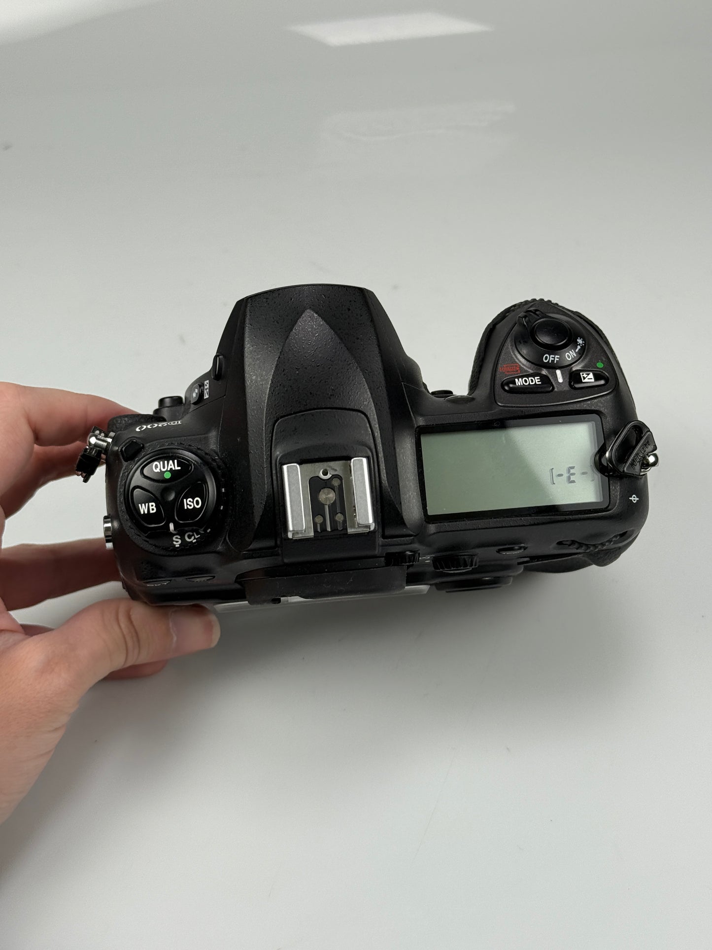 Nikon D200 10.2MP DX Digital SLR Camera
