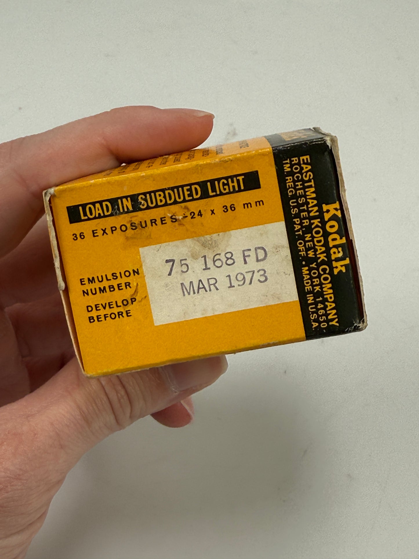 KODAK 2475 Recording Film RE 135-36 Estar-AH Base 35mm
