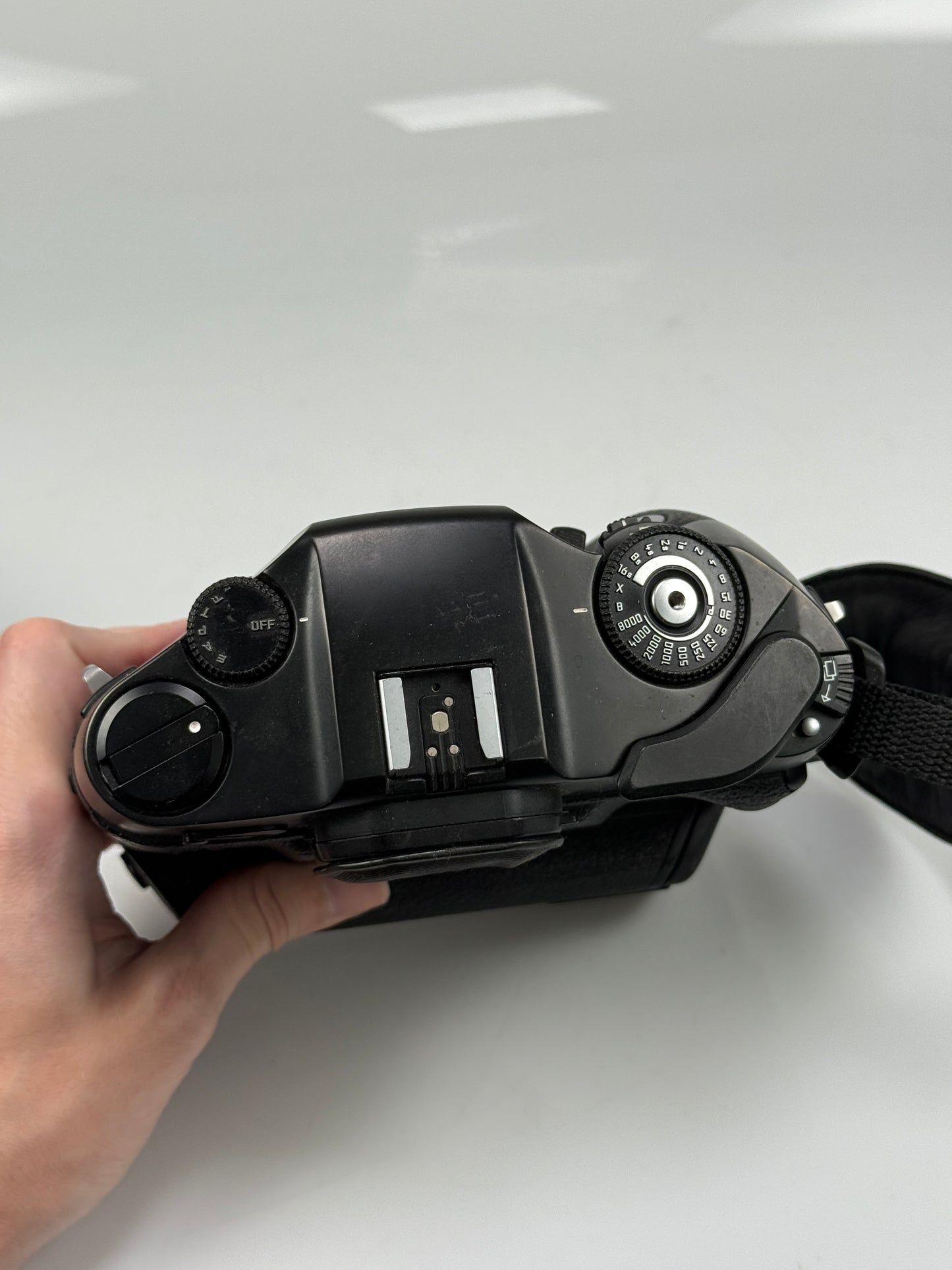 Leica R8 R 8 Black SLR 35mm Film Camera Body 14313 with motor winder