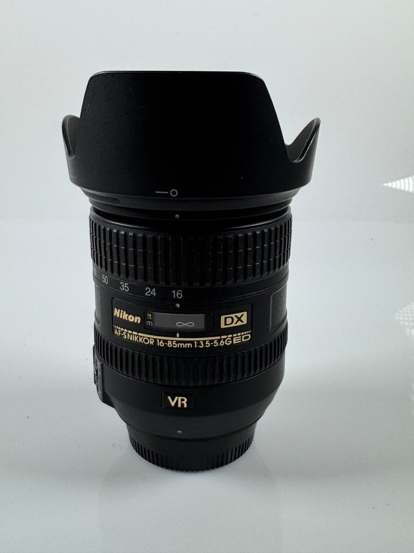 Nikon AF-S DX NIKKOR 16-85mm f3.5-5.6G ED VR Lens