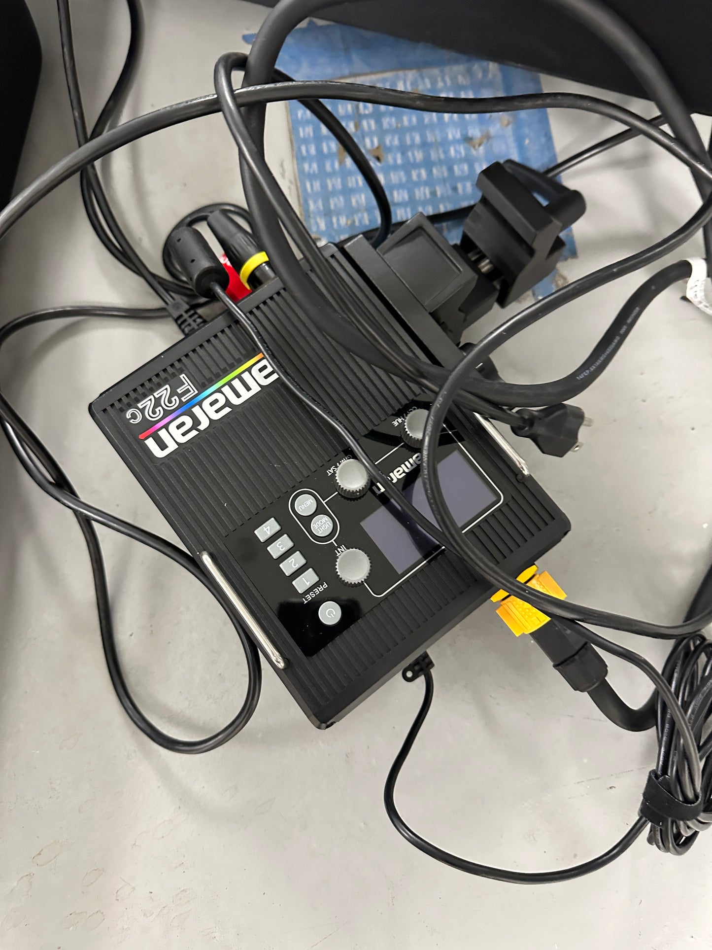 Aputure Amaran F22c 2x2' 200W RGBWW Flexible LED Mat Fixture