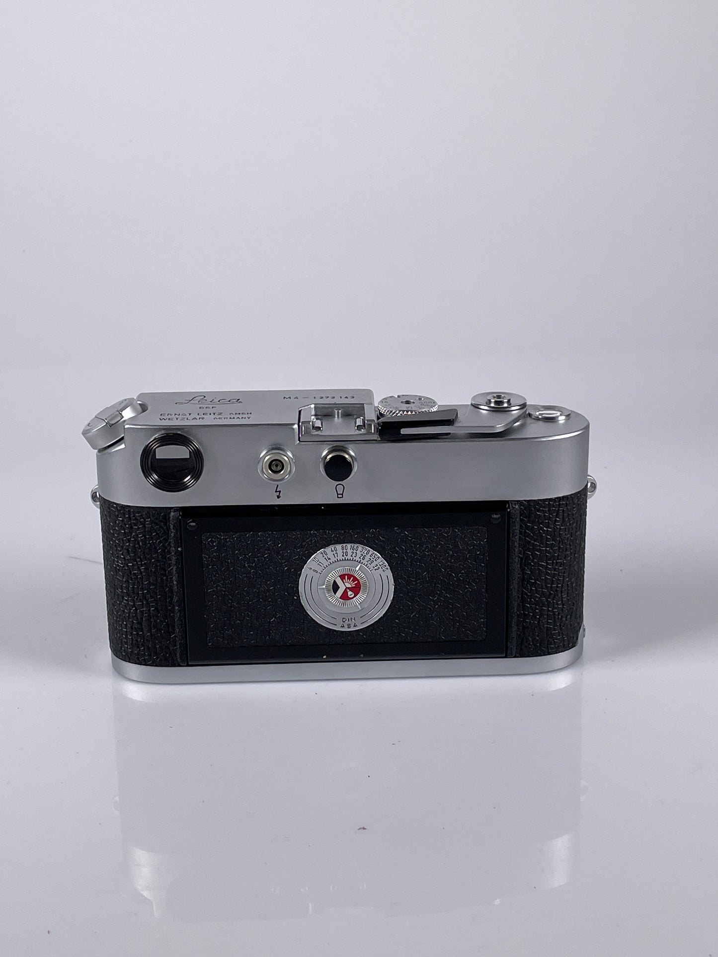 Leica M4 Chrome 35mm rangefinder film camera body