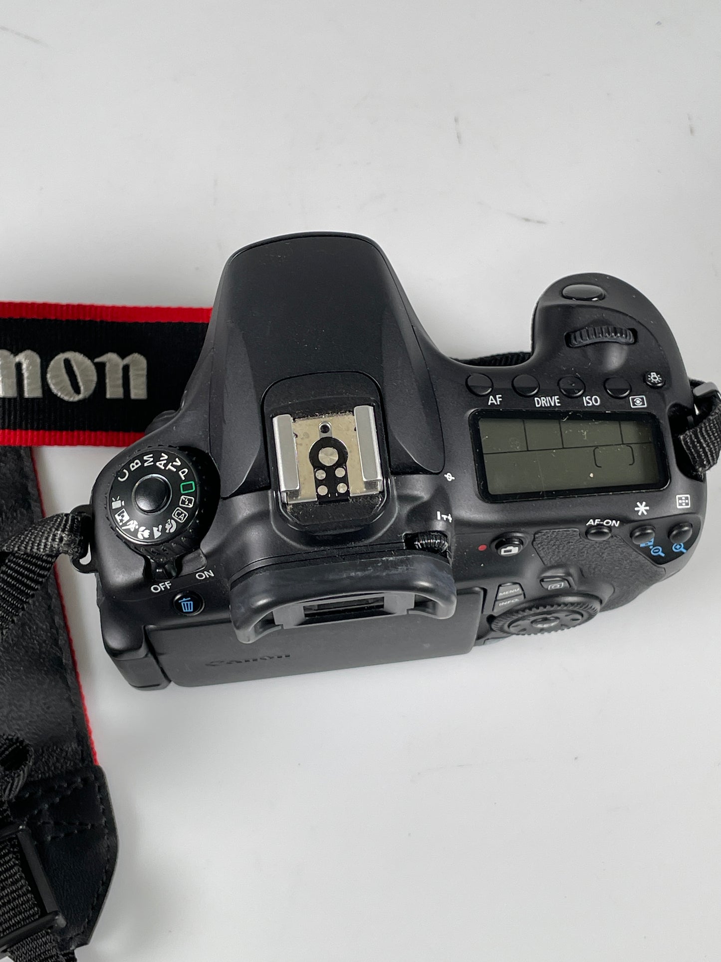 Canon 60D Digital SLR Camera Body 18.0MP