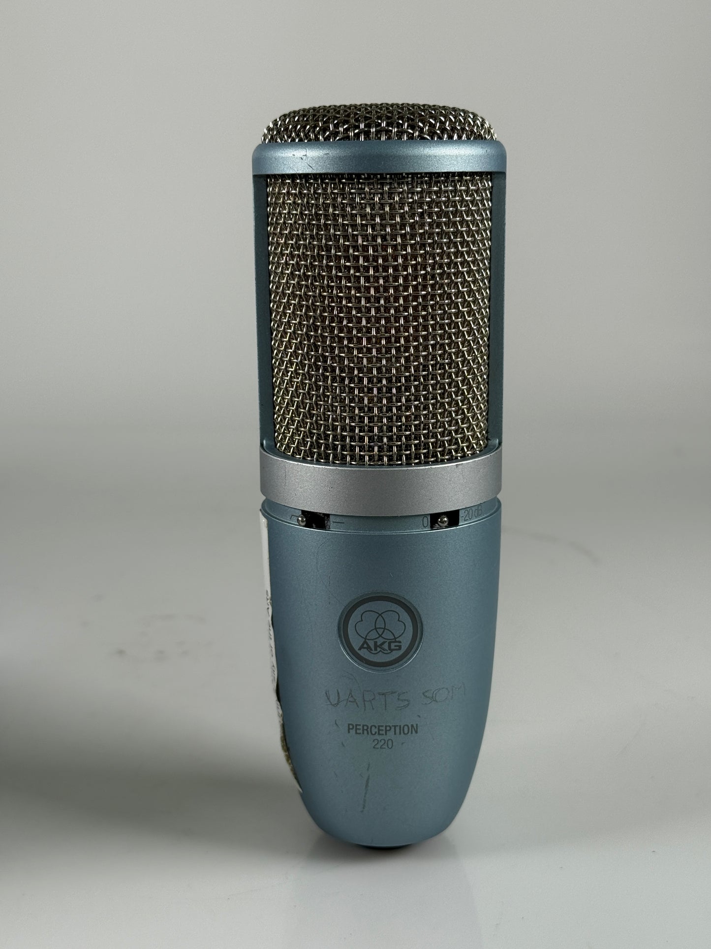AKG Perception 220 Condenser Microphone
