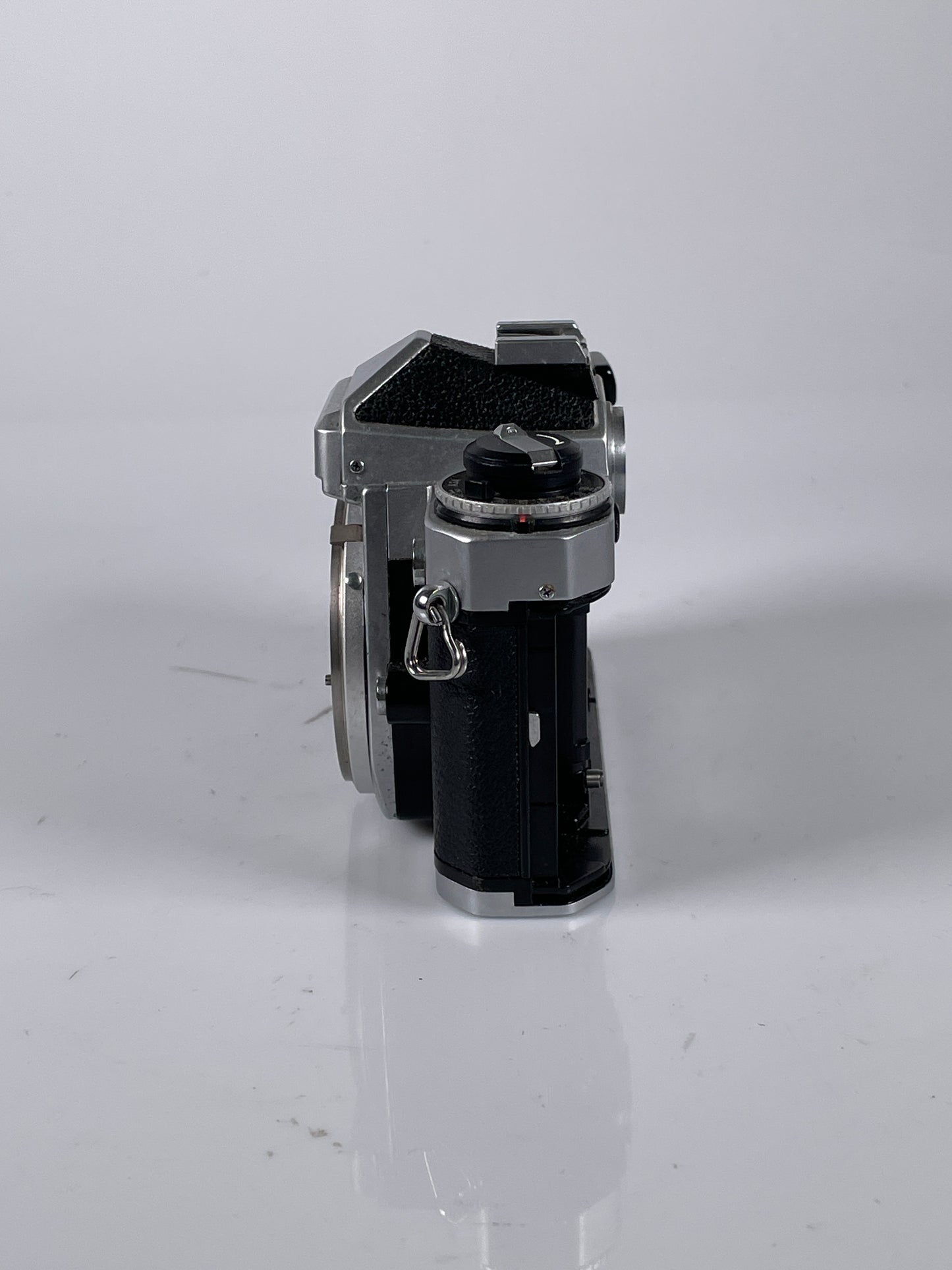 Nikon FE silver chrome 35mm SLR Film Camera Body