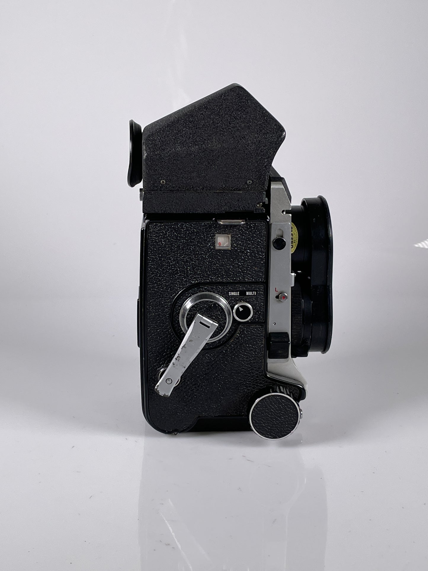 Mamiya C330 Pro F TLR medium format Film camera with CDS prism