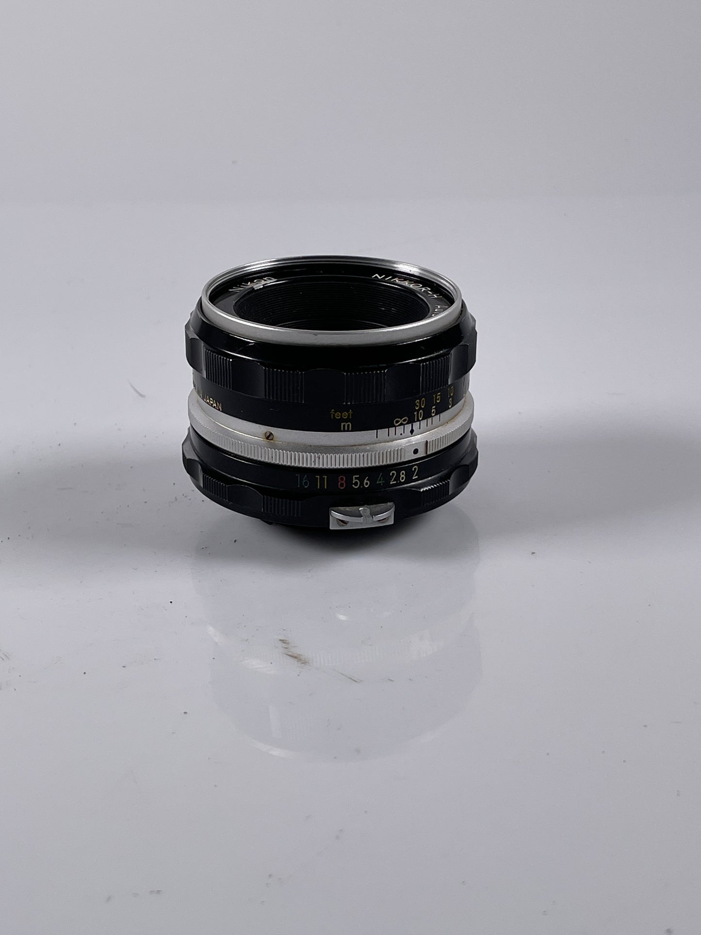 Nikon Nikkor-H C Non AI 50mm f2 Lens