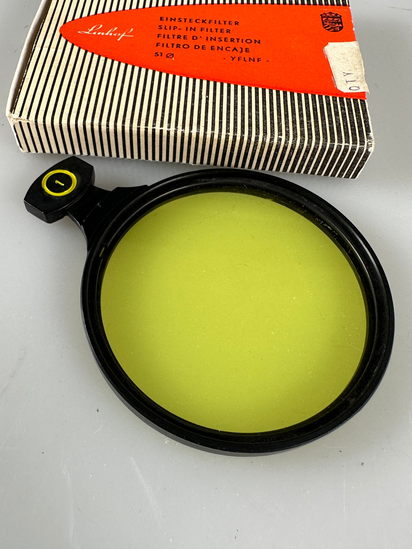 Linhof 51mm Drop in filter for universal shade Yellow 1 Y1