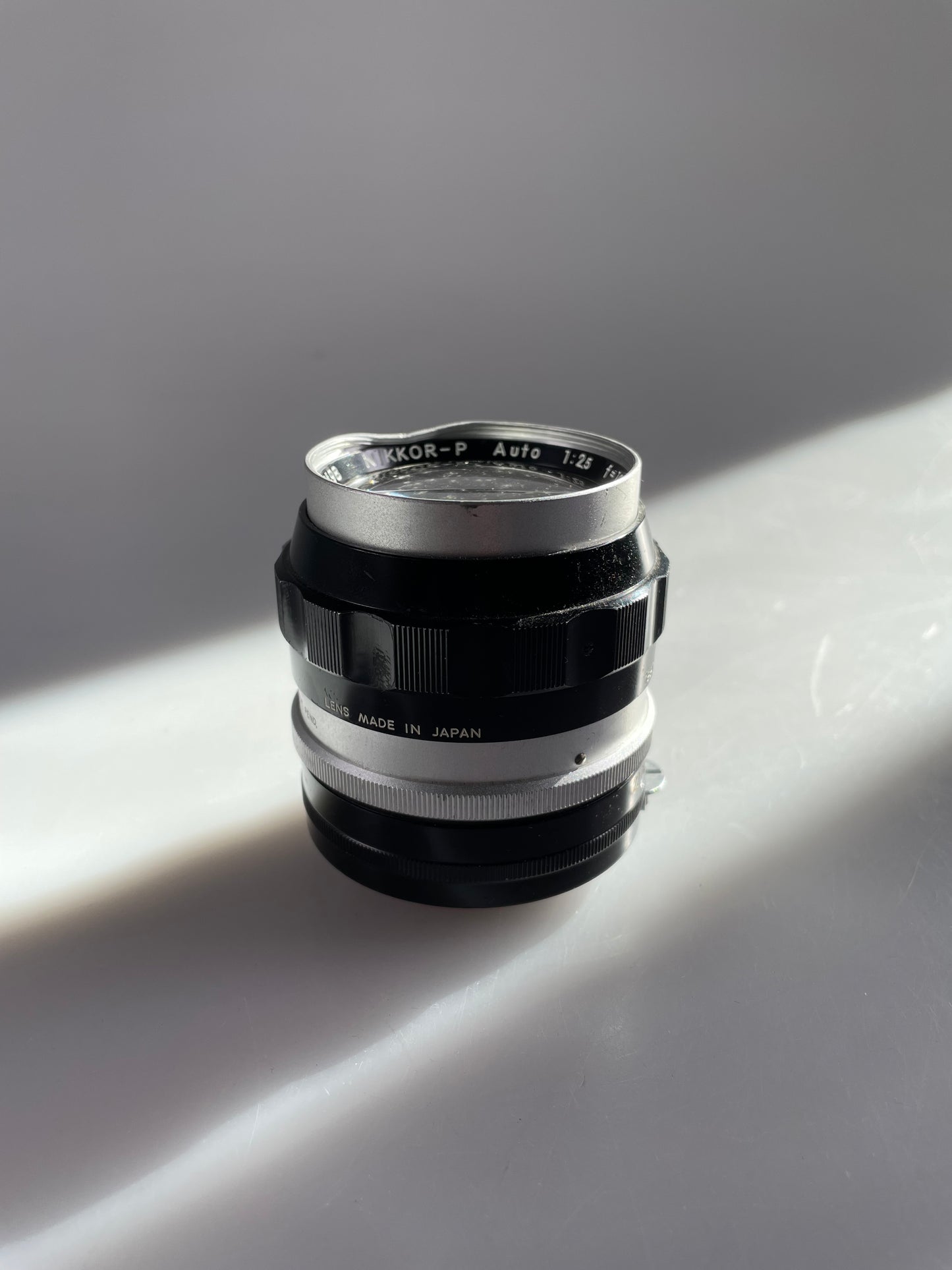 Nikon Nippon Kogaku Nikkor P Auto 105mm 10.5cm f2.5 Pat Pend #127xxx