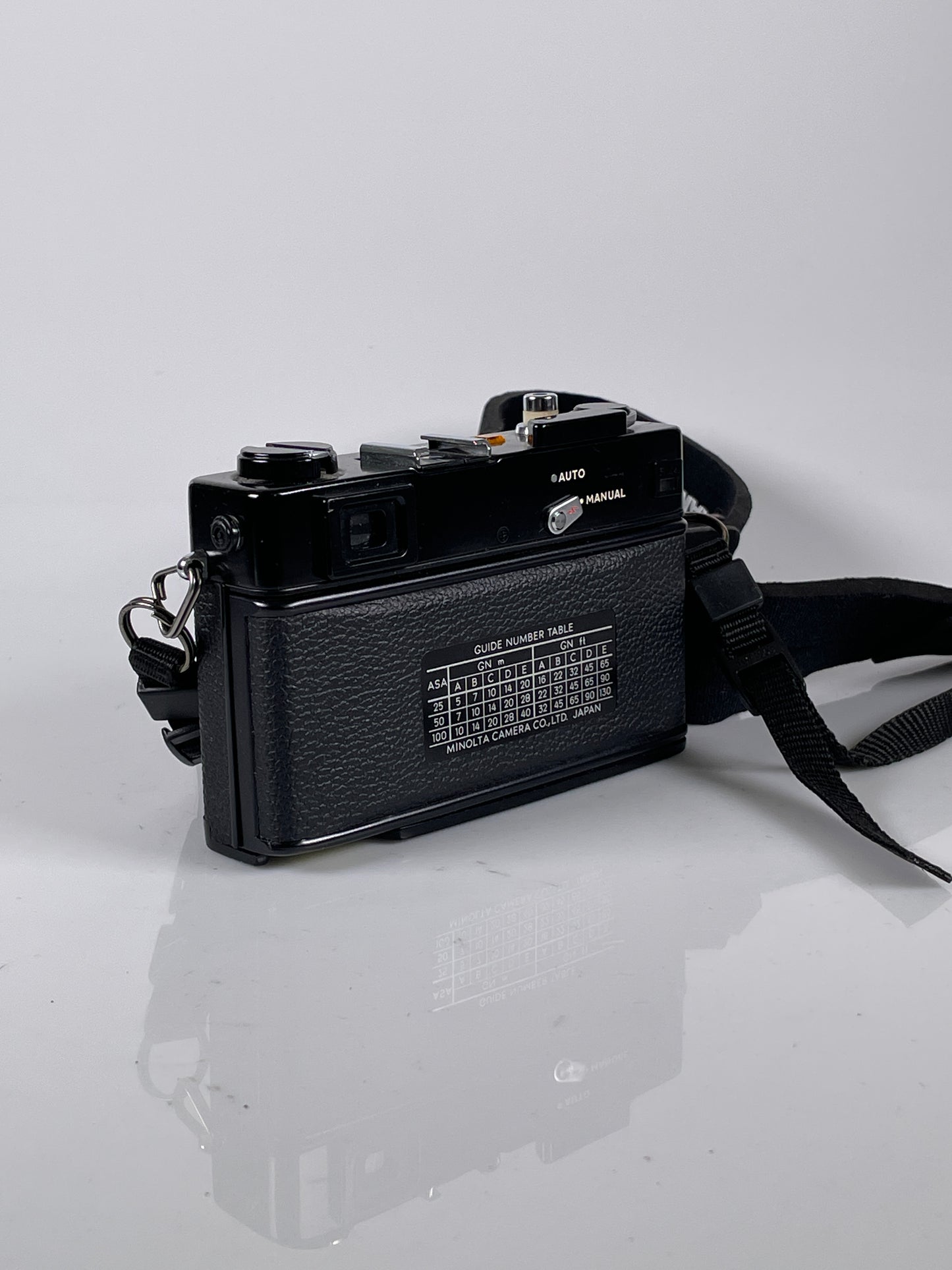 MINOLTA Hi Matic E Rangefinder 35mm Film Camera Black