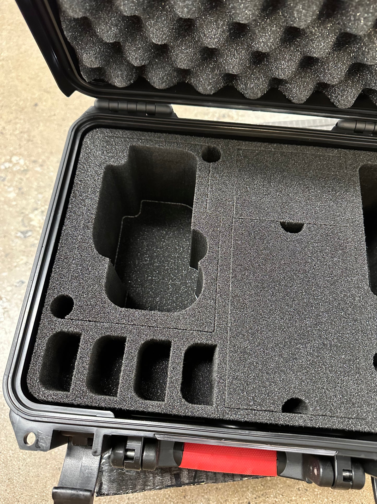 HPRC 2300 FOR CANON EOS R5 / R6 Pelican case
