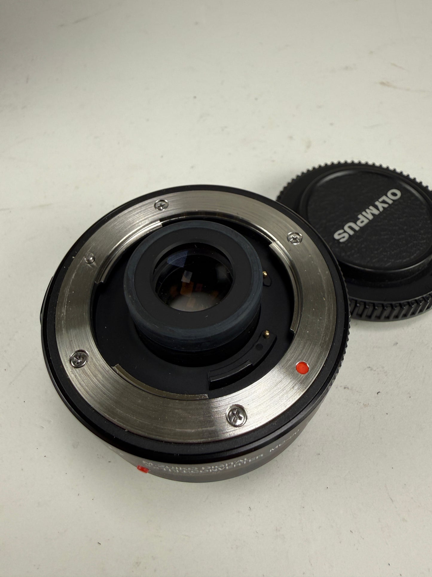 Olympus M.Zuiko Digital 2x Teleconverter MC-20 lens