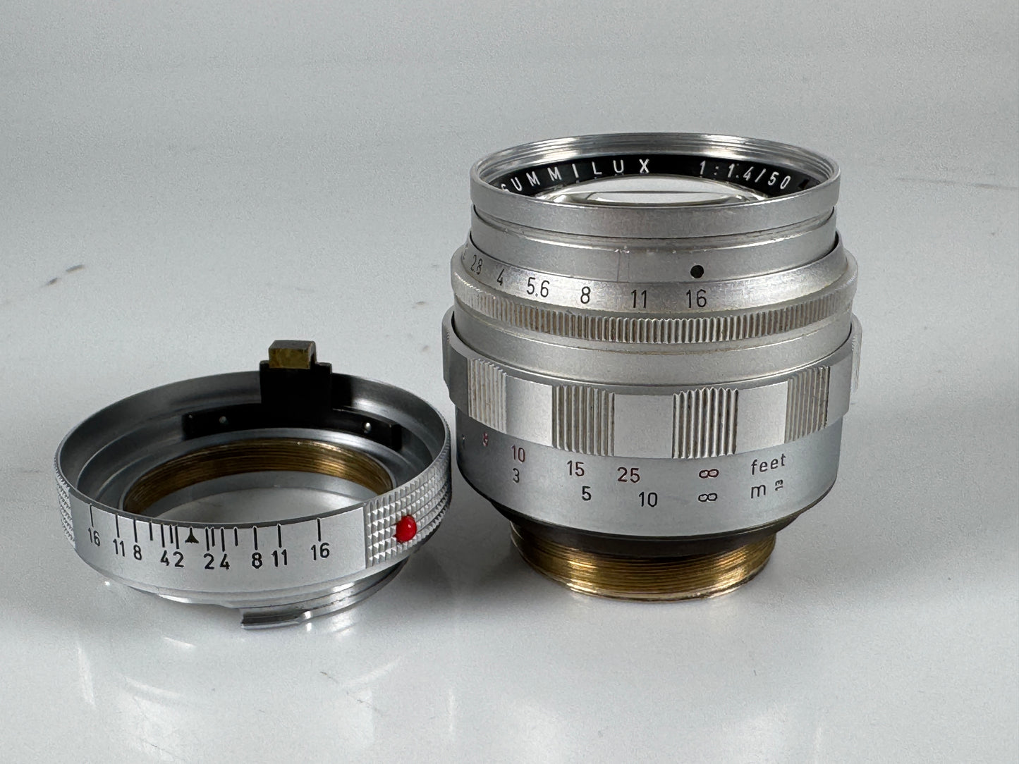 LEITZ Leica Summilux M 50mm F1.4 E43 Chrome Lens Scalloped