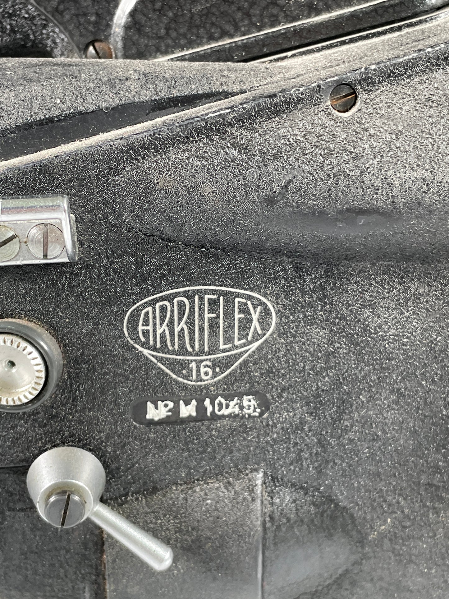 Arri Arriflex 16M 16 M Cine Camera 16mm w/ magazine