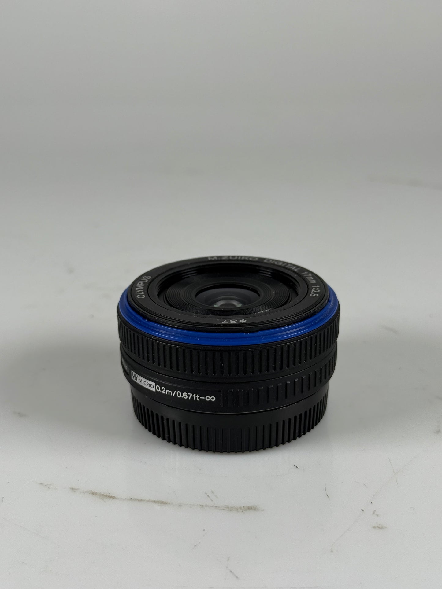 Olympus M.Zuiko Digital 17mm f2.8 Pancake Lens M4/3 black
