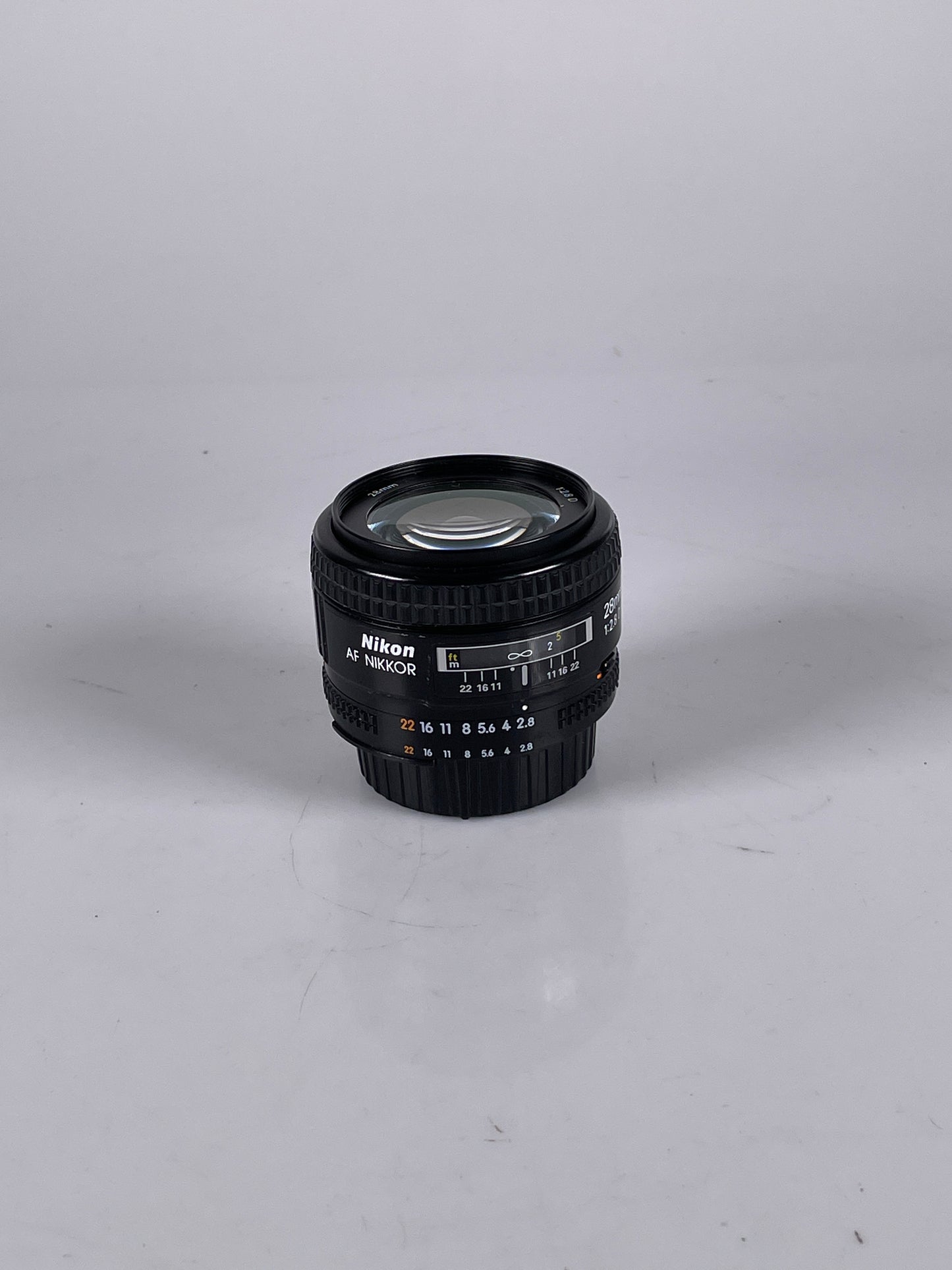 Nikon AF Nikkor 28mm f2.8 D Wide Angle Prime Lens