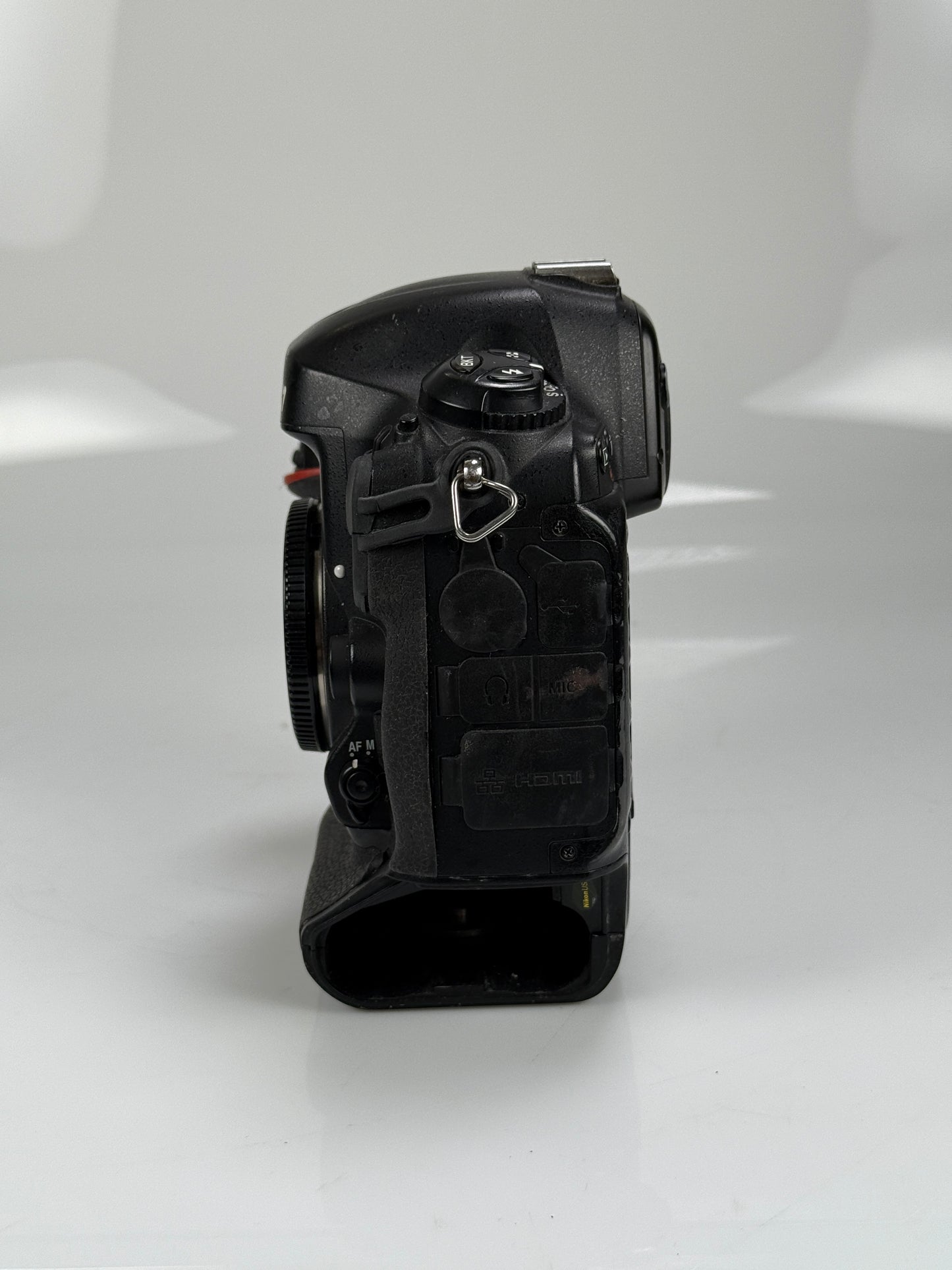 Nikon D4S DSLR 16.2MP Digital Camera Body full frame