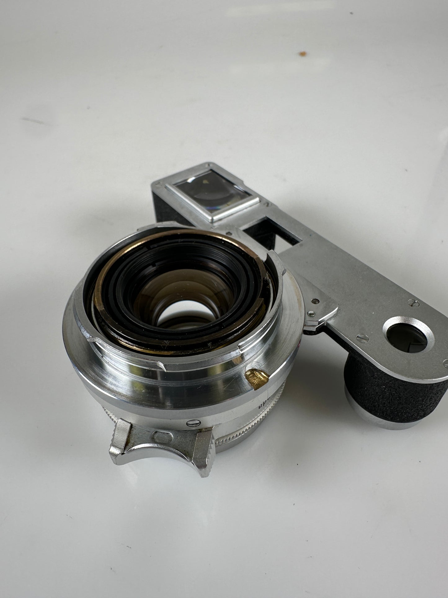 Leica V1 Eight / 8 Element Summicron 35mm F2 w/ Goggles SAWOO Canada