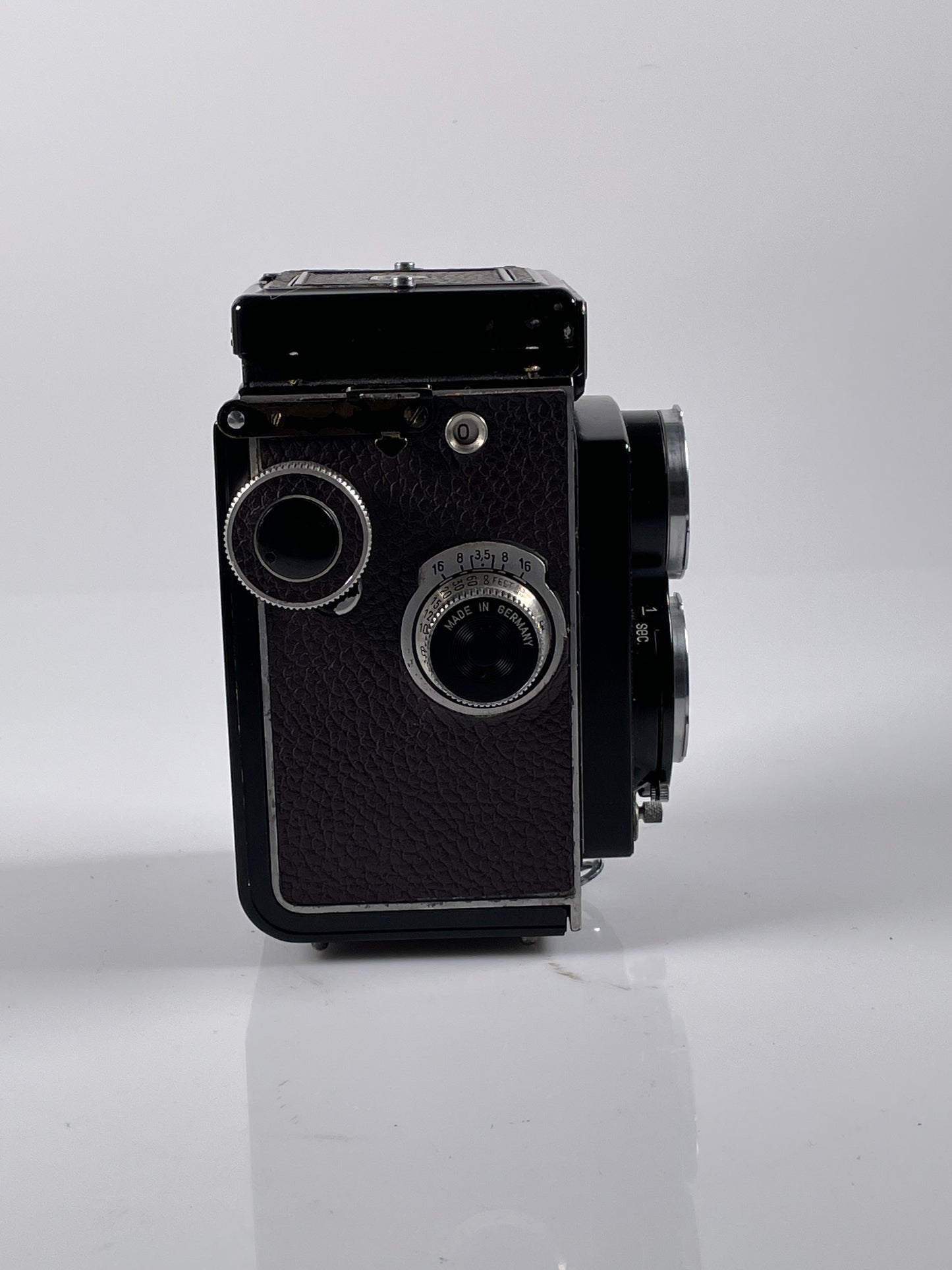Rolleicord III Schneider Xenar 75mm f3.5 Medium Format Camera TLR