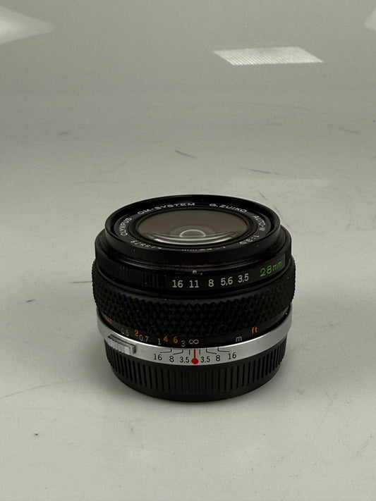 Olympus OM-System Zuiko Auto W 28mm f3.5 MF lens