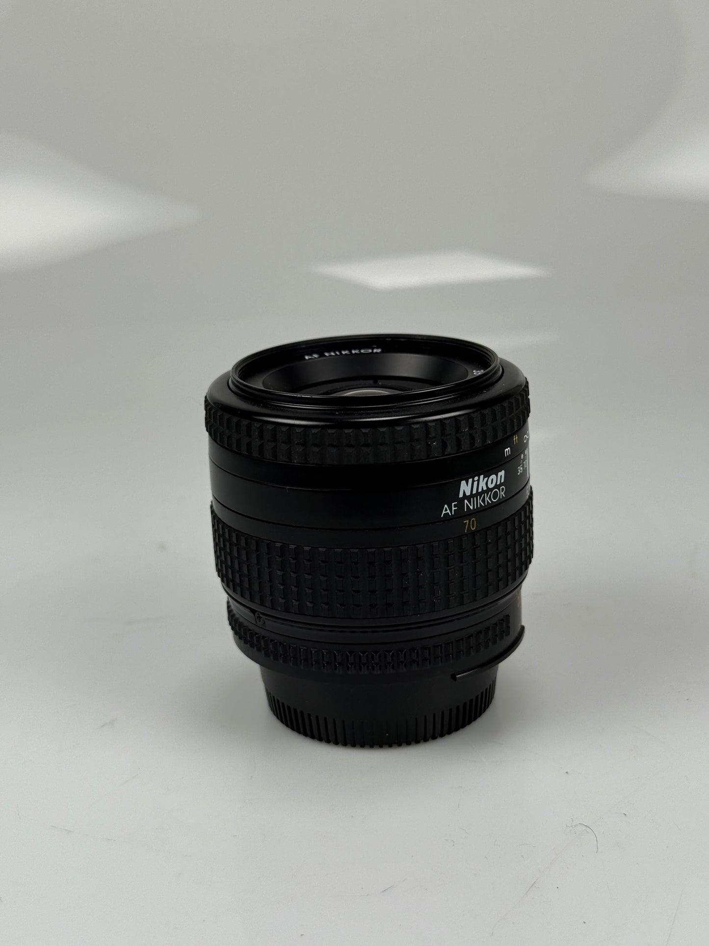 Nikon Nikkor AF 35-70mm f3.3-4.5 lens