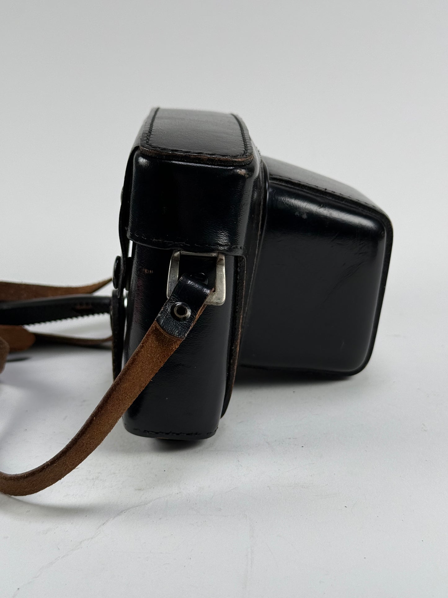 Leitz Leica M5 Everready Leather Case w/ Strap Black