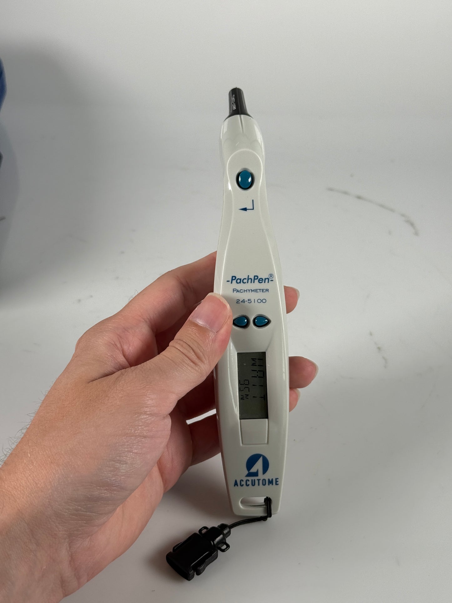 ACCUTOME PACHPEN MODEL 24-5100 PACHYMETER W/ CARRYNG CASE