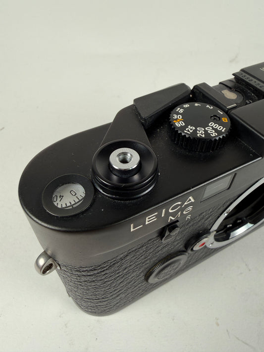 Leica M6 Classic 0.72 35mm rangefinder film camera black
