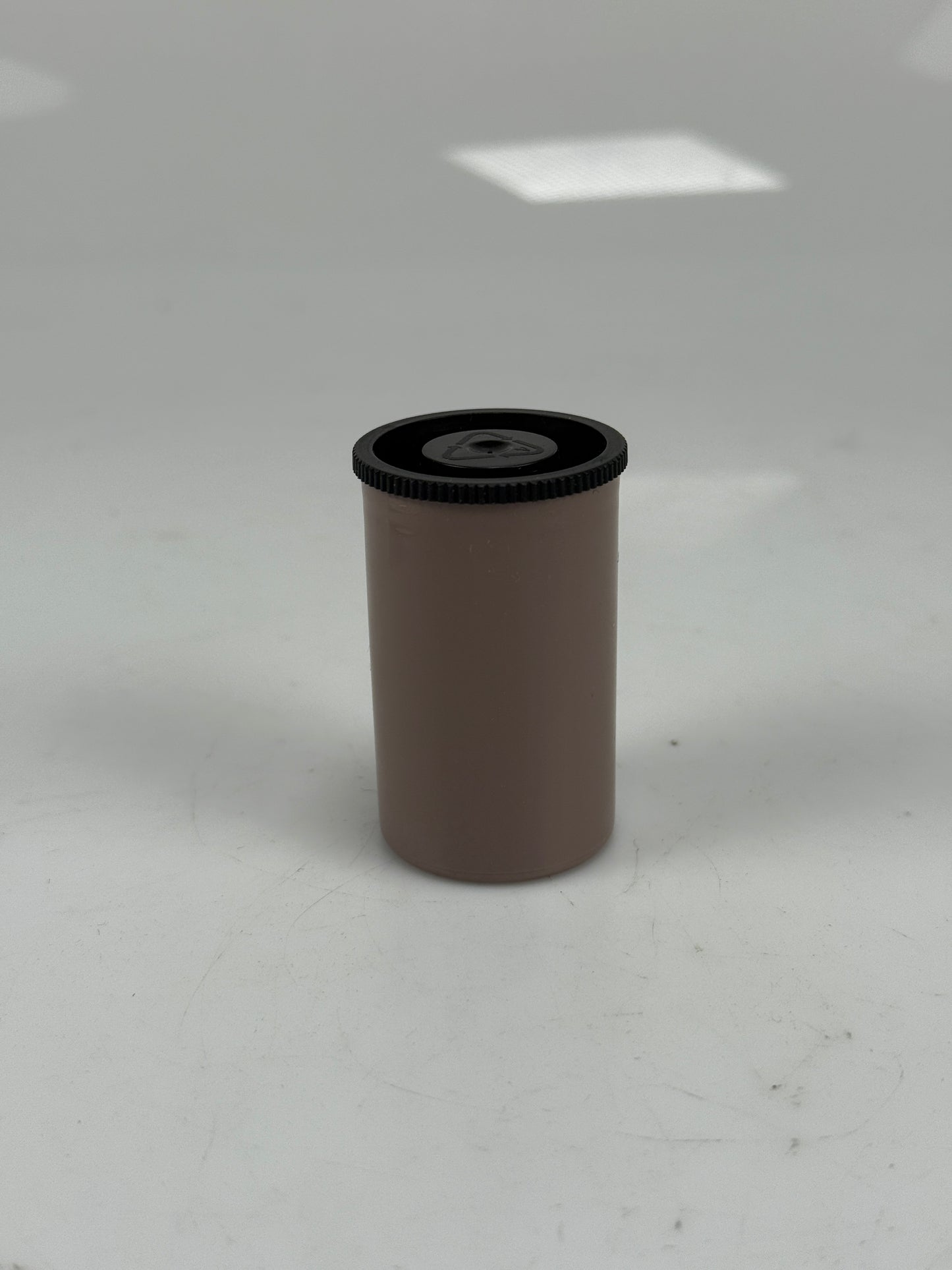 Fujifilm Superia 800 expired 35mm color film roll 36 exposures