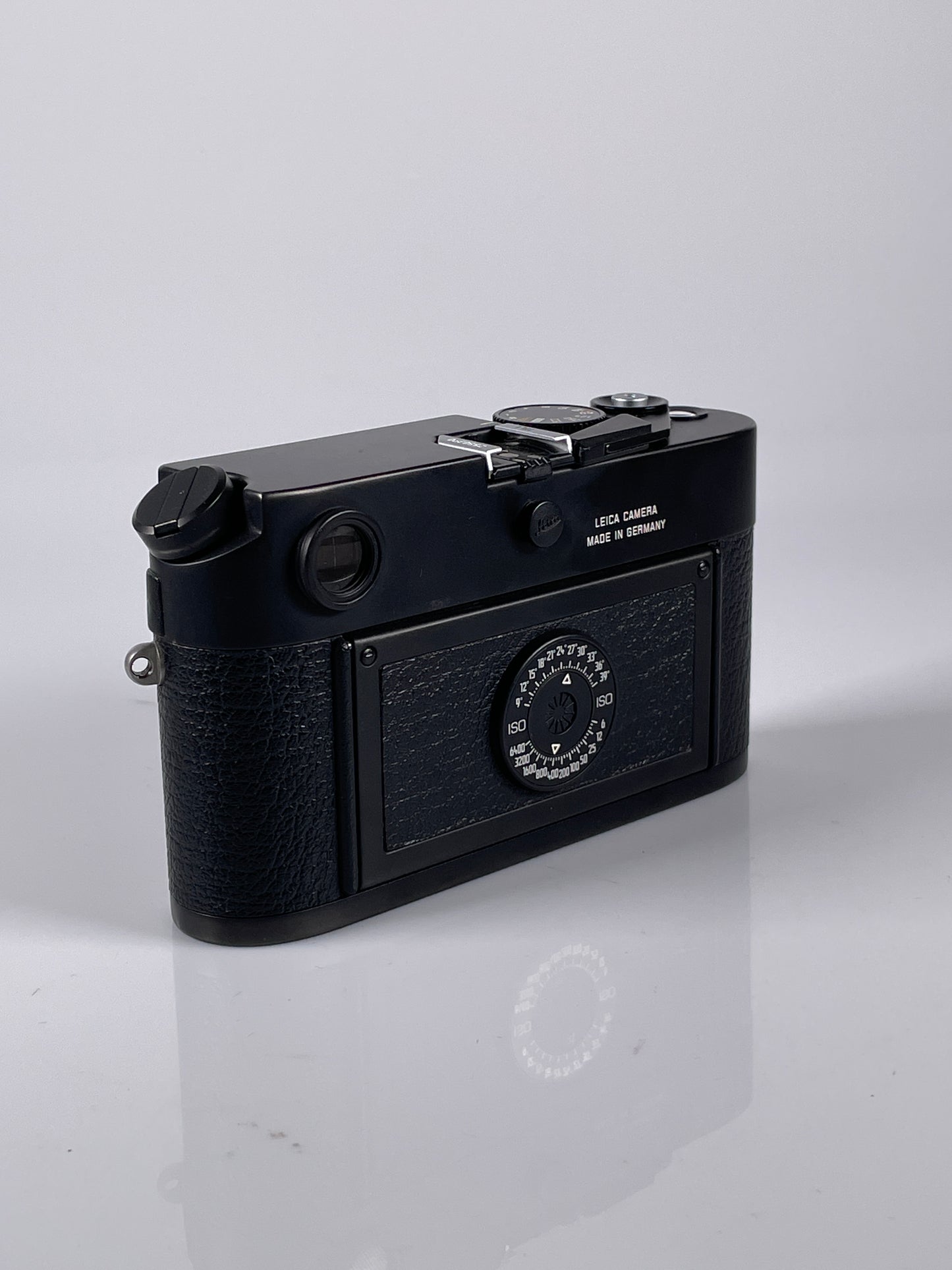 Leica M6 TTL 0.72 35mm rangefinder film camera black