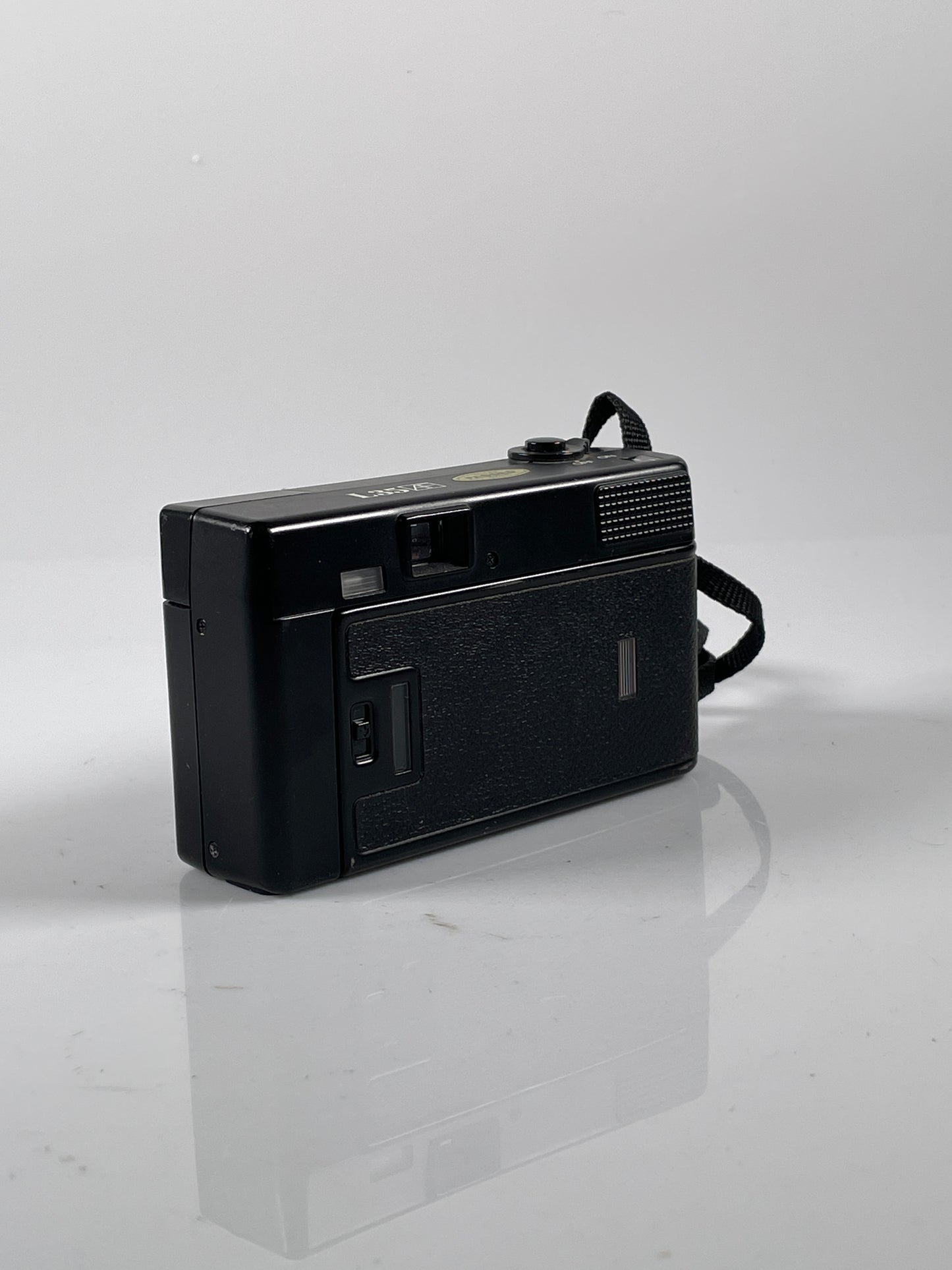 Nikon L35AF L35 AF point & shoot ISO 1000 Film Camera