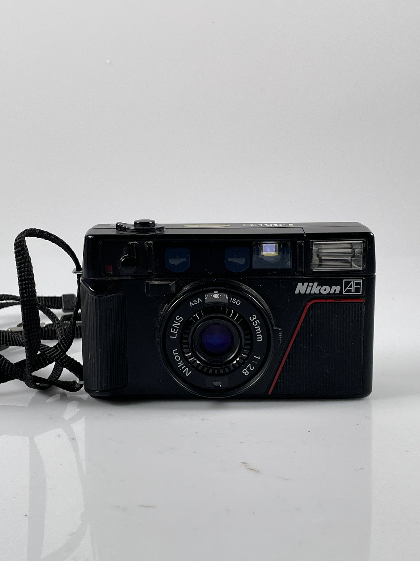 Nikon L35AF L35 AF point & shoot ISO 1000 Film Camera